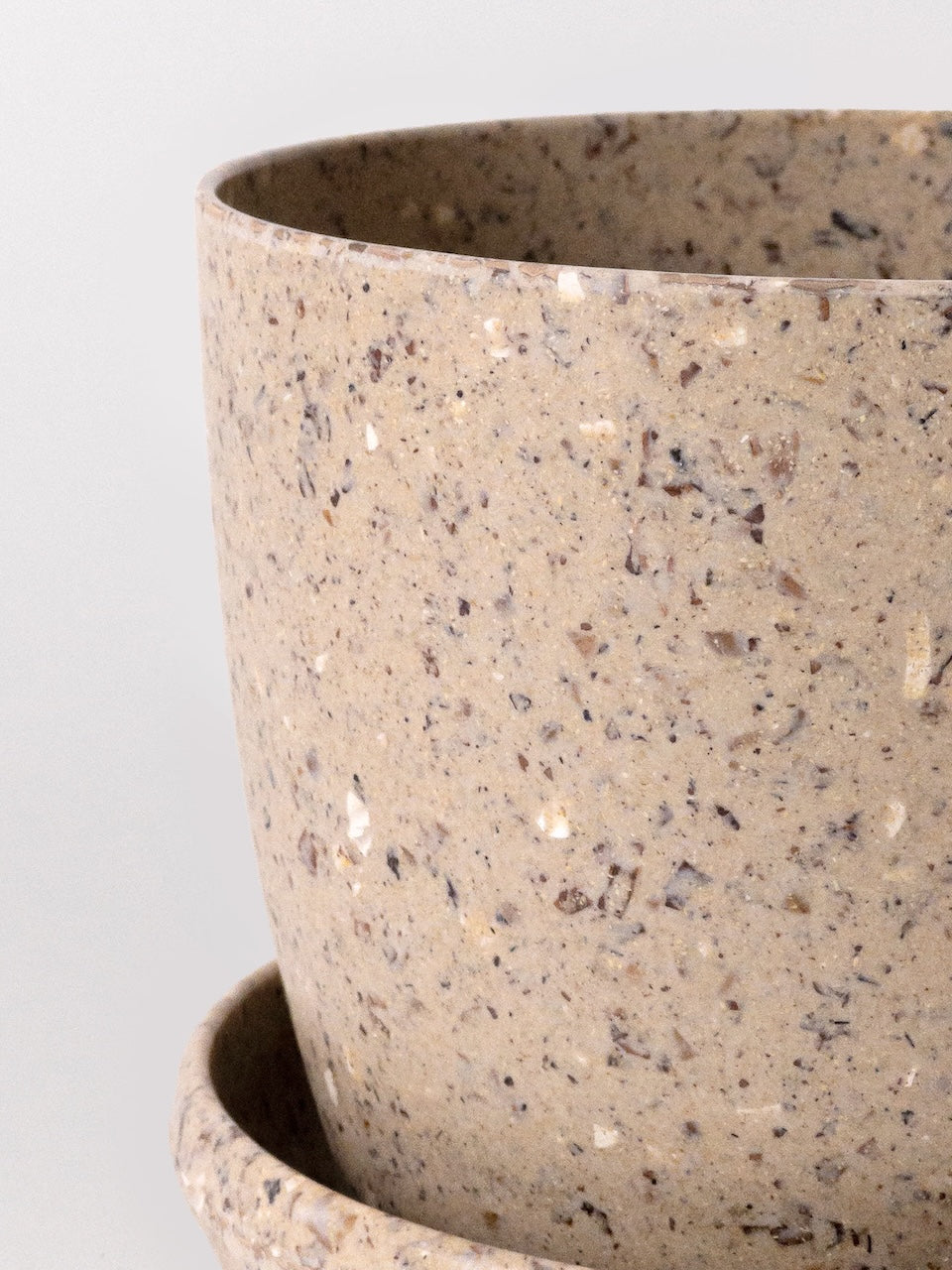 Kanso Upcycled Coffee Bean Pot, Small 5"